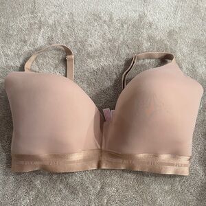 PINK Victoria's Secret Light Nude Seamless T-Shirt Bra
